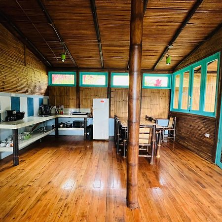 הוילה טוריאלבה Casa De Bambu מראה חיצוני תמונה
