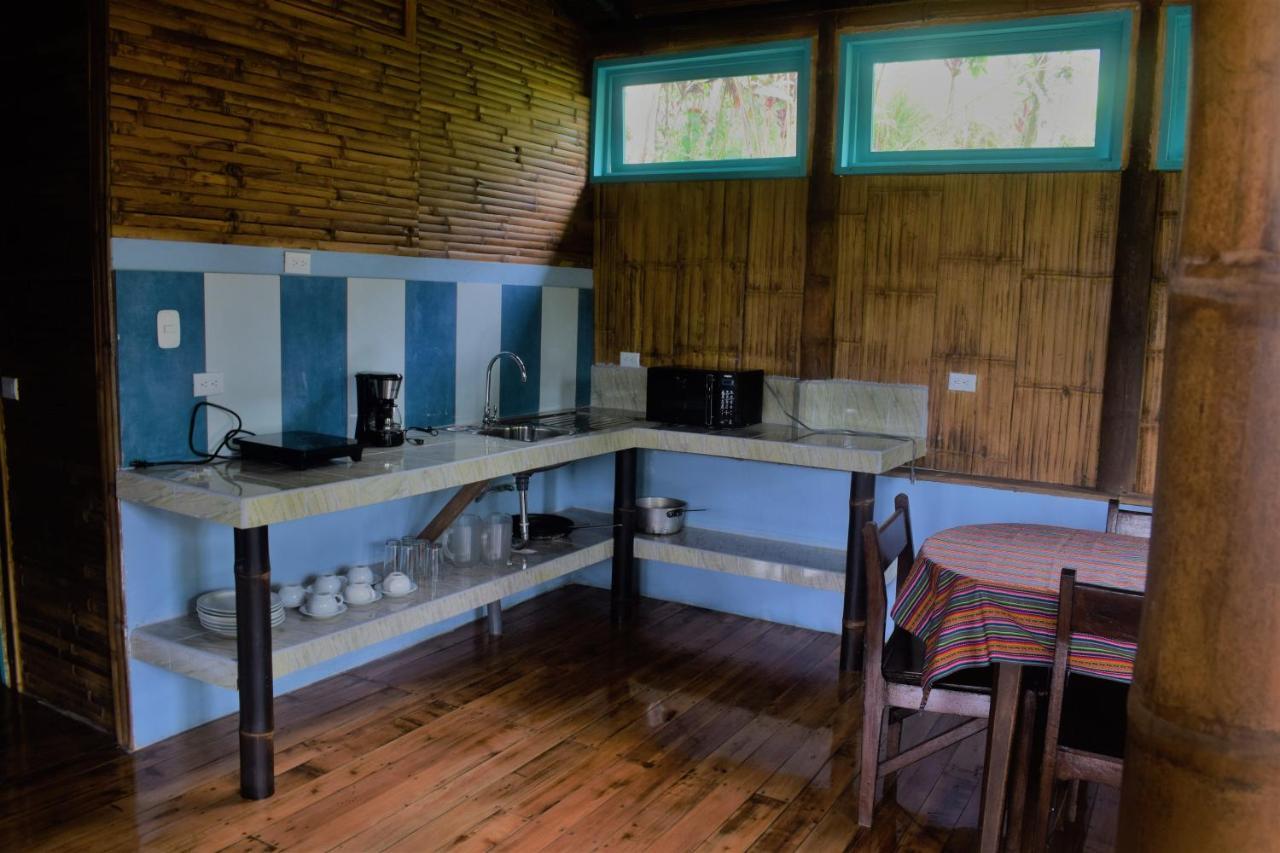 הוילה טוריאלבה Casa De Bambu מראה חיצוני תמונה